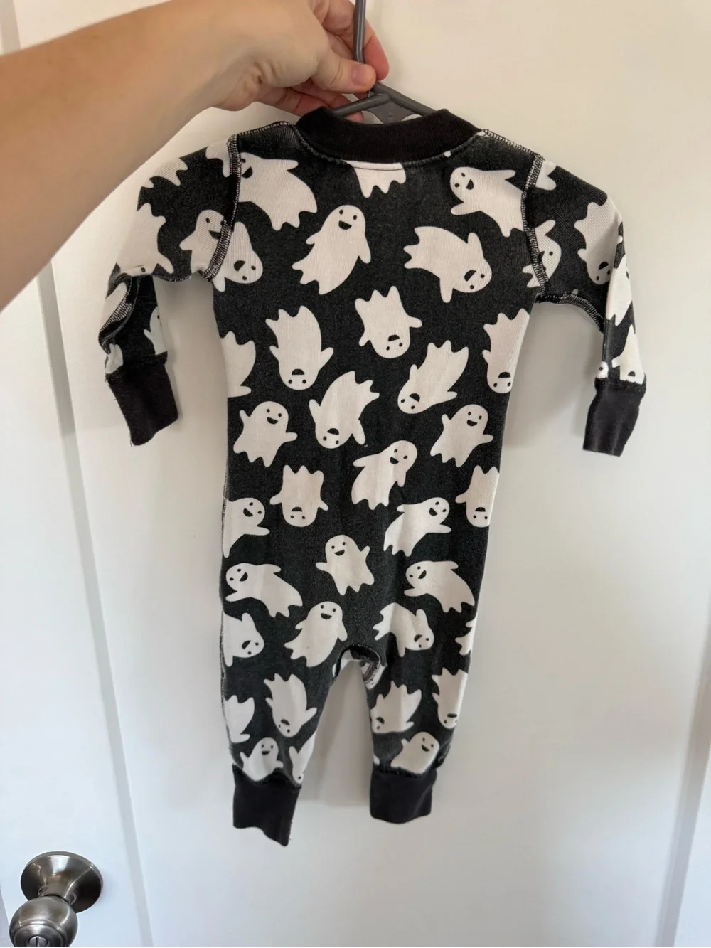 Hanna Andersson Black and White Ghost Print Footed One-Piece, (read desc)